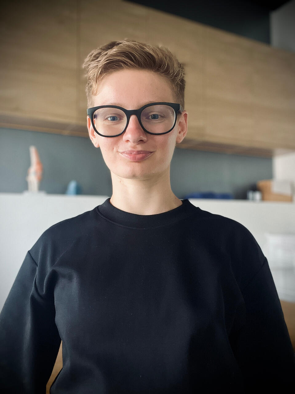 Manual Therapist in London Alexandra Vais is a Manual Therapist with over 14 years of experience in movement science and manual therapy.
